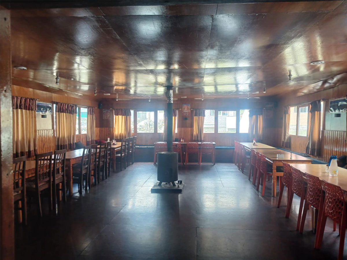 everest region dining area