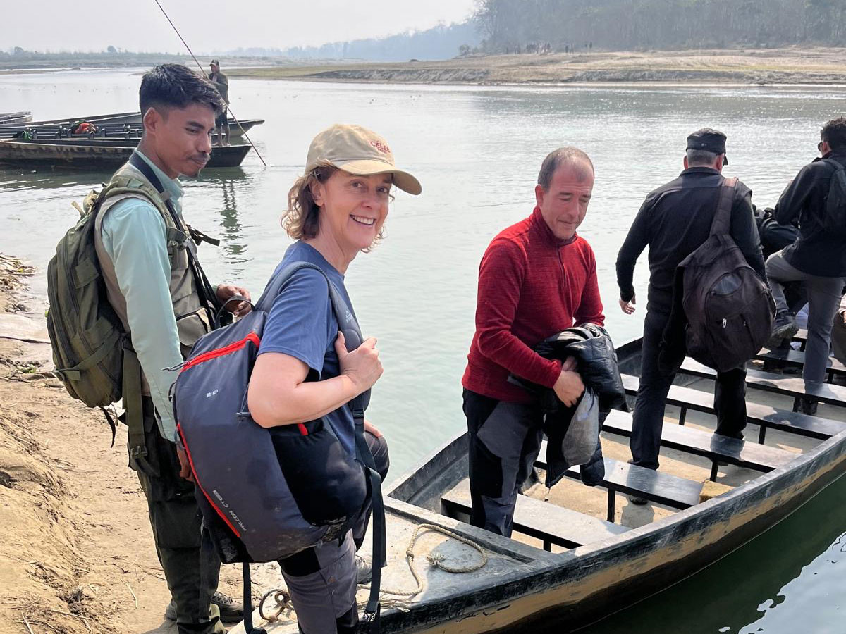 chitwan luxury adventure tour
