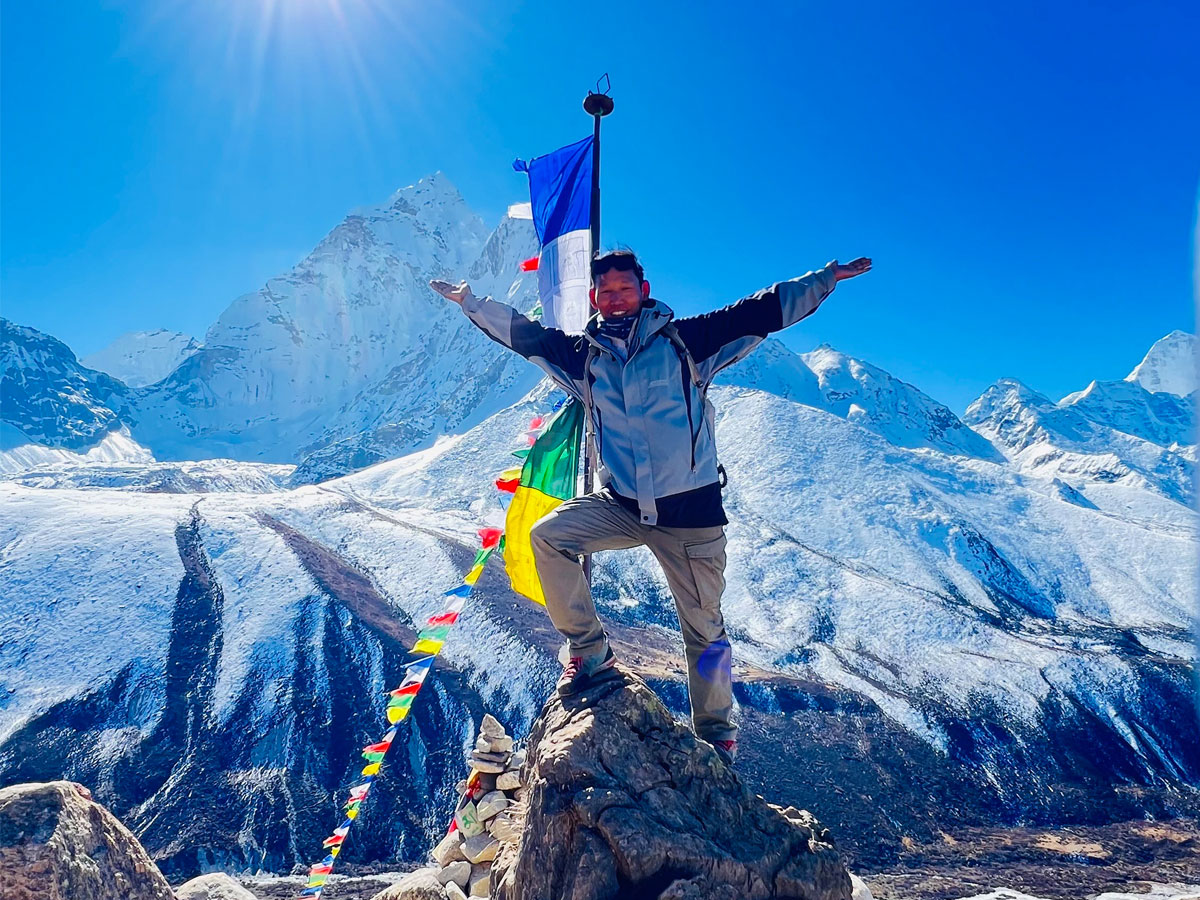 gokyo ri during autumn