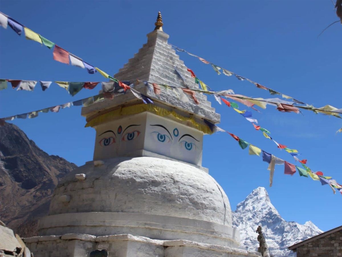 weather in everest region