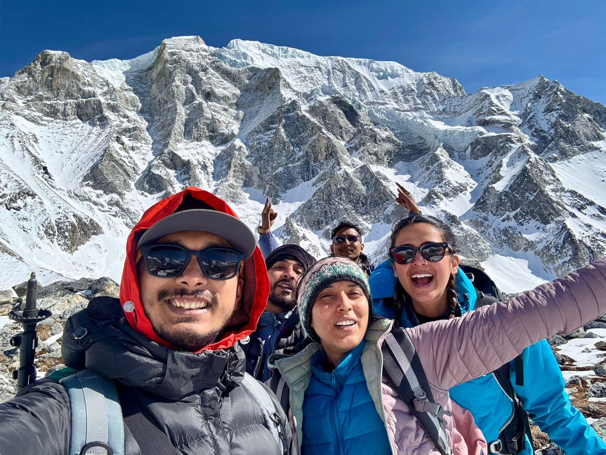 manaslu circuit group trek
