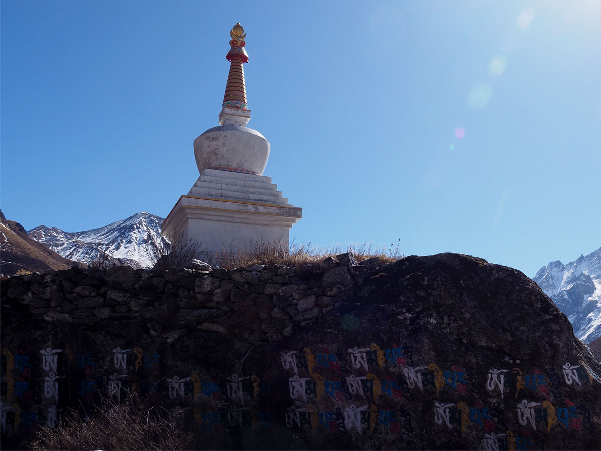 kyanjin gompa
