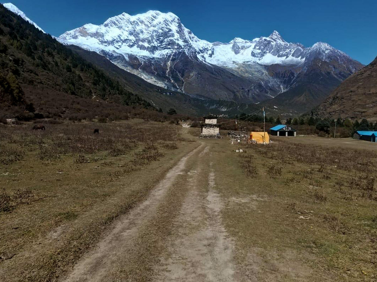samagaun manaslu