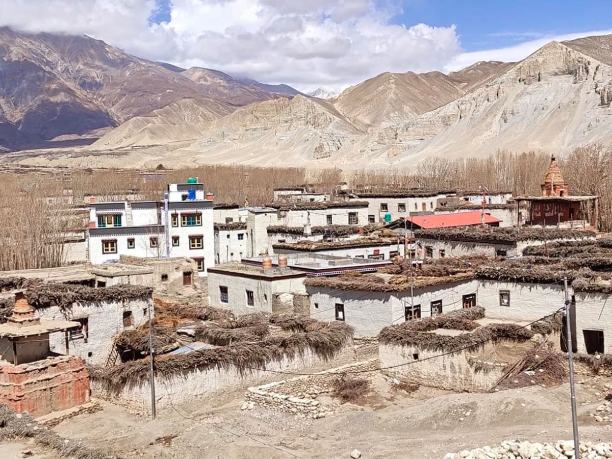 walled city lo manthang